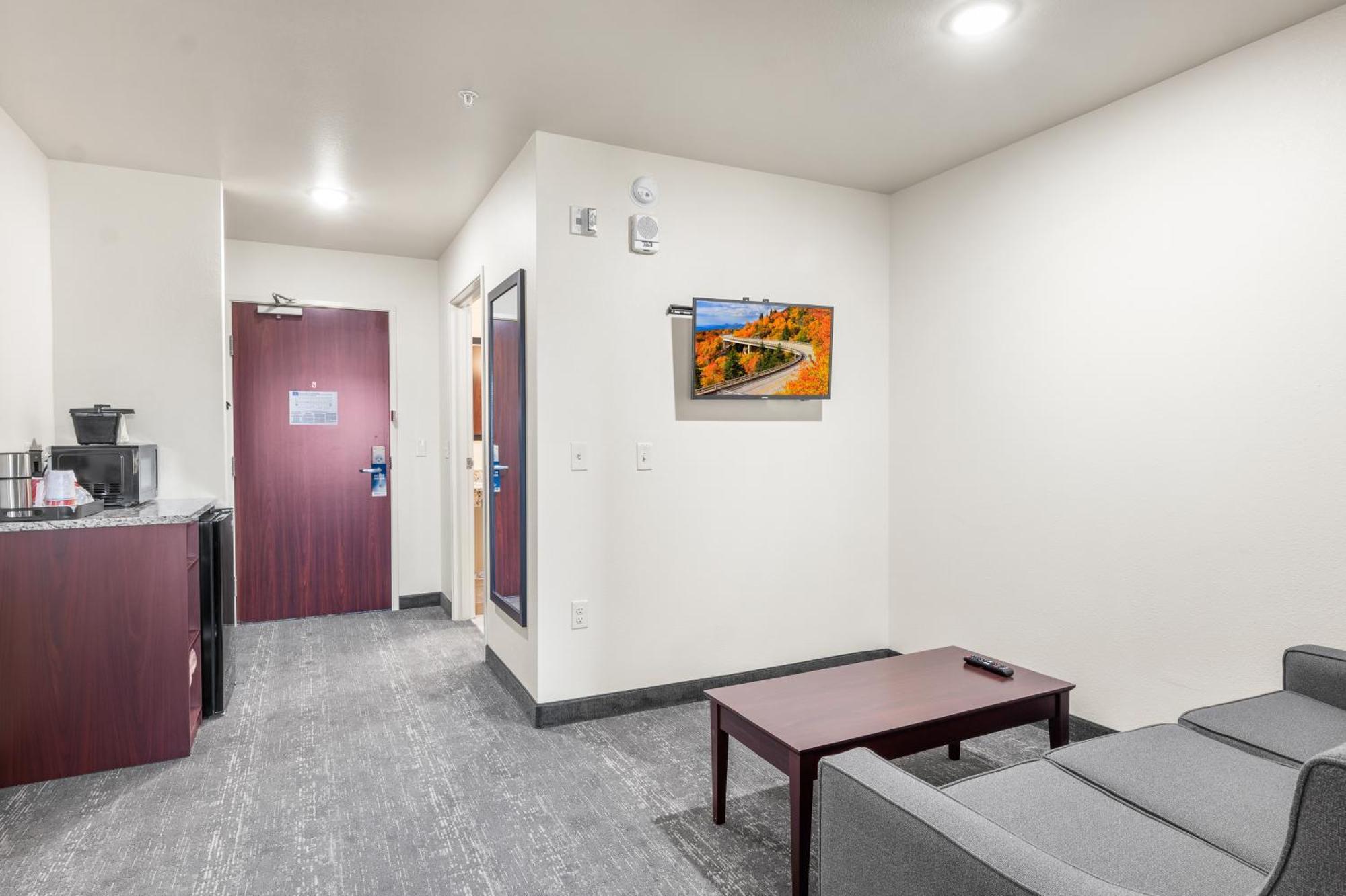 Cobblestone Hotel & Suites - Denmark Exterior photo